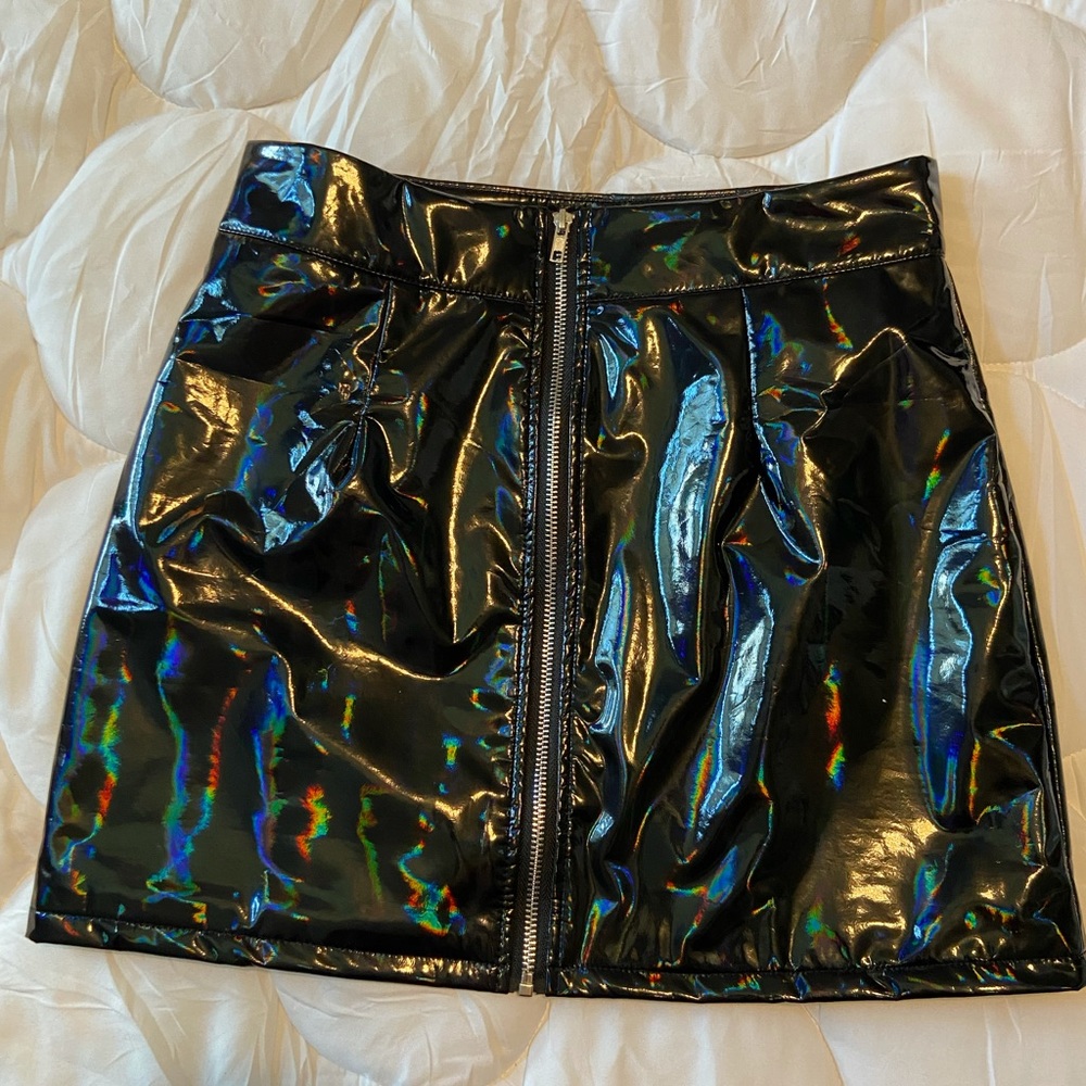 Iridescent black skirt